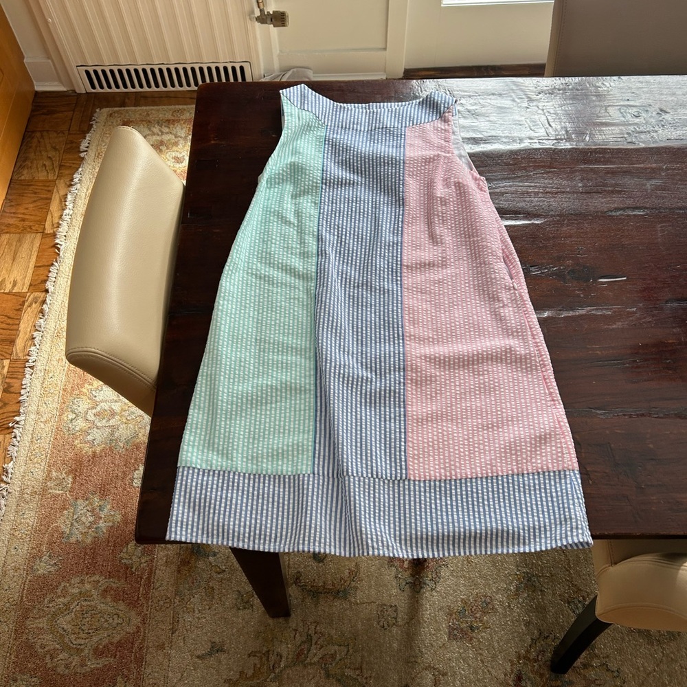 Vineyard Vines Kentucky Derby Blue and pink dress
